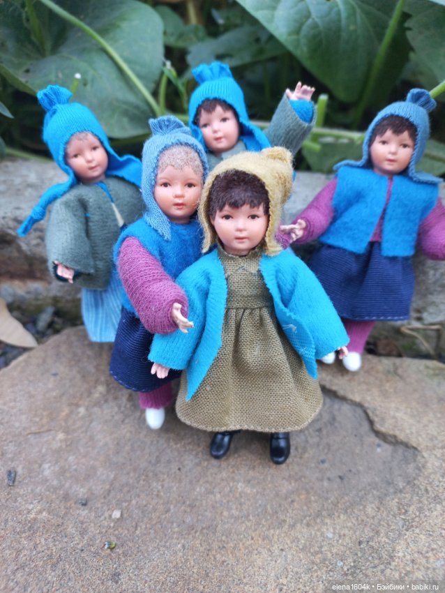 Прогулка Дюймовочек — Игровые мини