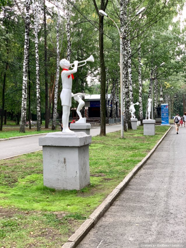 Часть 2. Прогулка в ЦПКиО им. Маяковского г. Екатеринбург с куклами Biggers (фото 2)