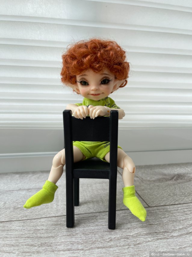 Когда у малышей появились свои стульчики (фото 2)