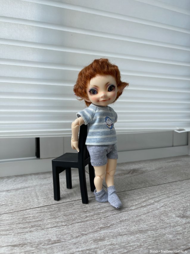 Когда у малышей появились свои стульчики (фото 5)