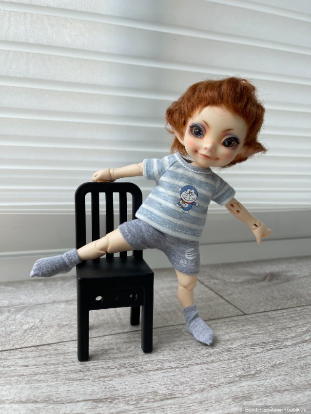 Когда у малышей появились свои стульчики (фото 6)