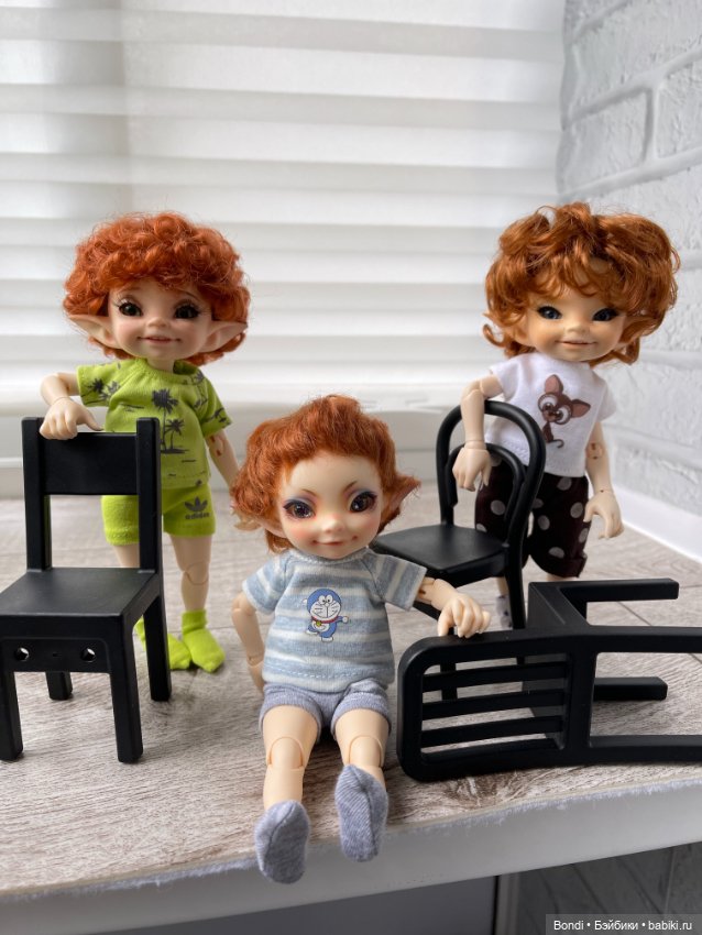 Когда у малышей появились свои стульчики