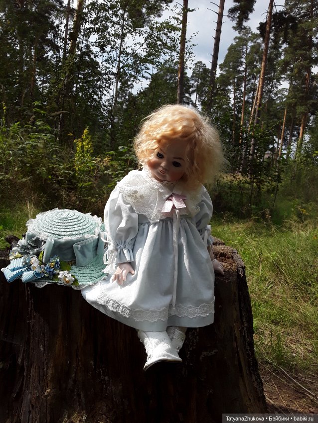 "Скоро осень, за окнами август..."