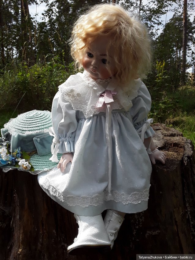 "Скоро осень, за окнами август..."