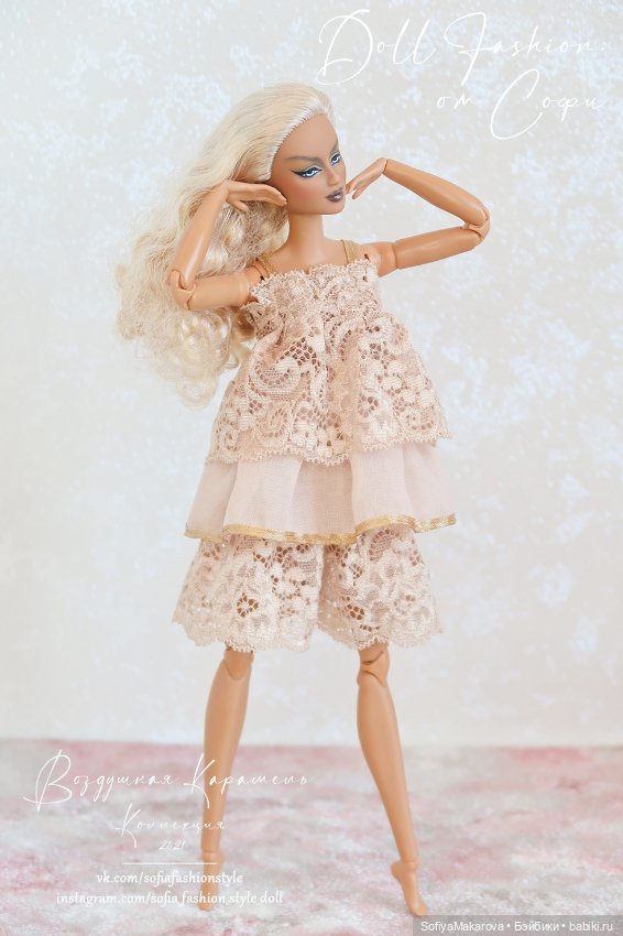 Моя первая сшитая серия одежды на барби одного фасона, в разной цветовой гамме