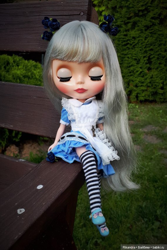 Blythe которая гуляет сама по себе