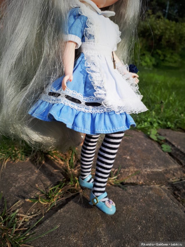 Blythe которая гуляет сама по себе