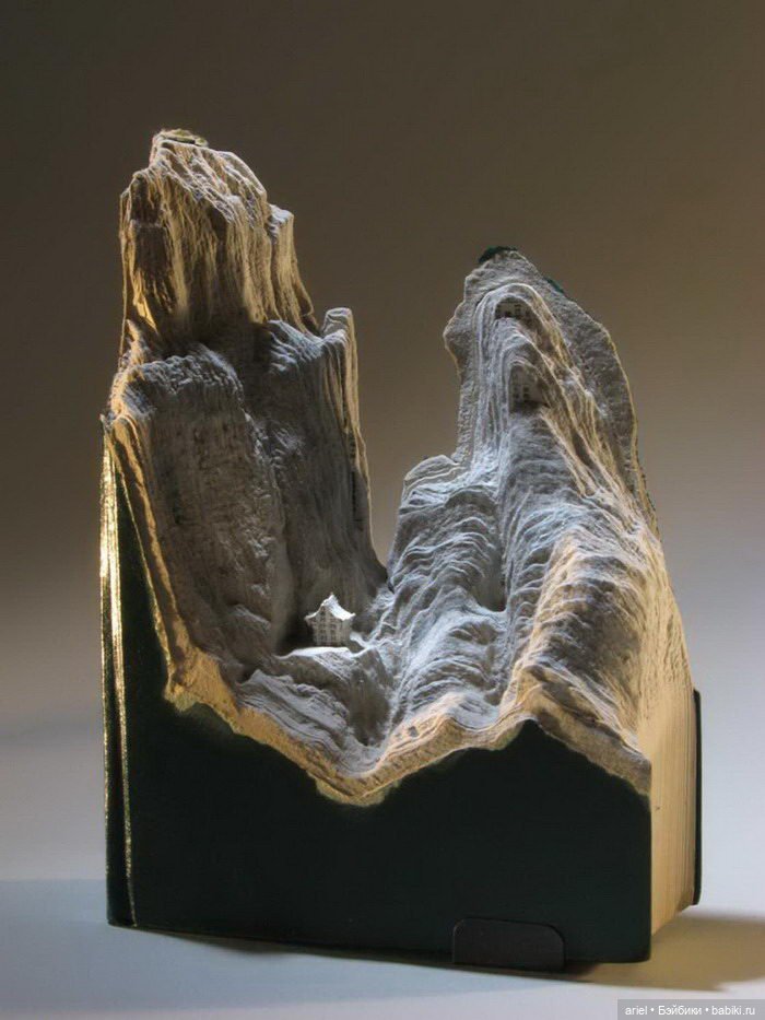 Книжные скульптуры Guy Laramee