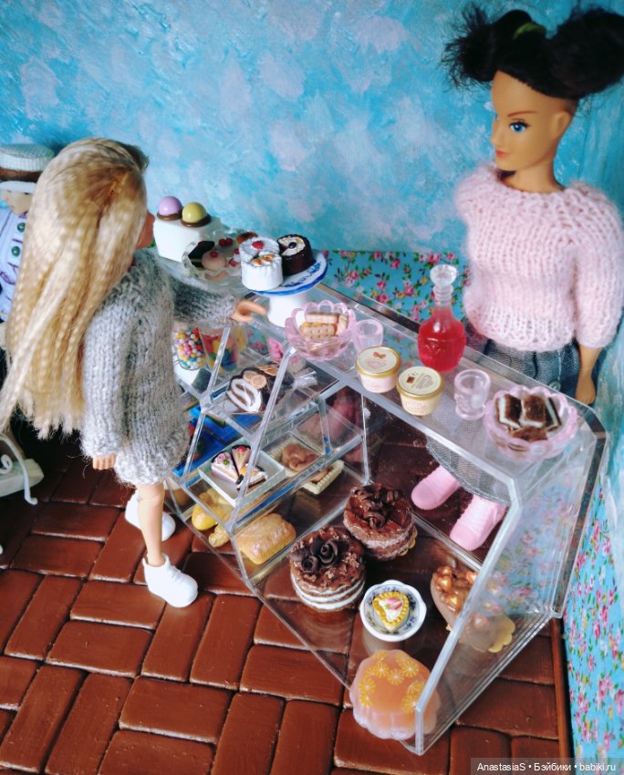 Зарисовки кукольной жизни 14 кафе"Сладкая жизнь"