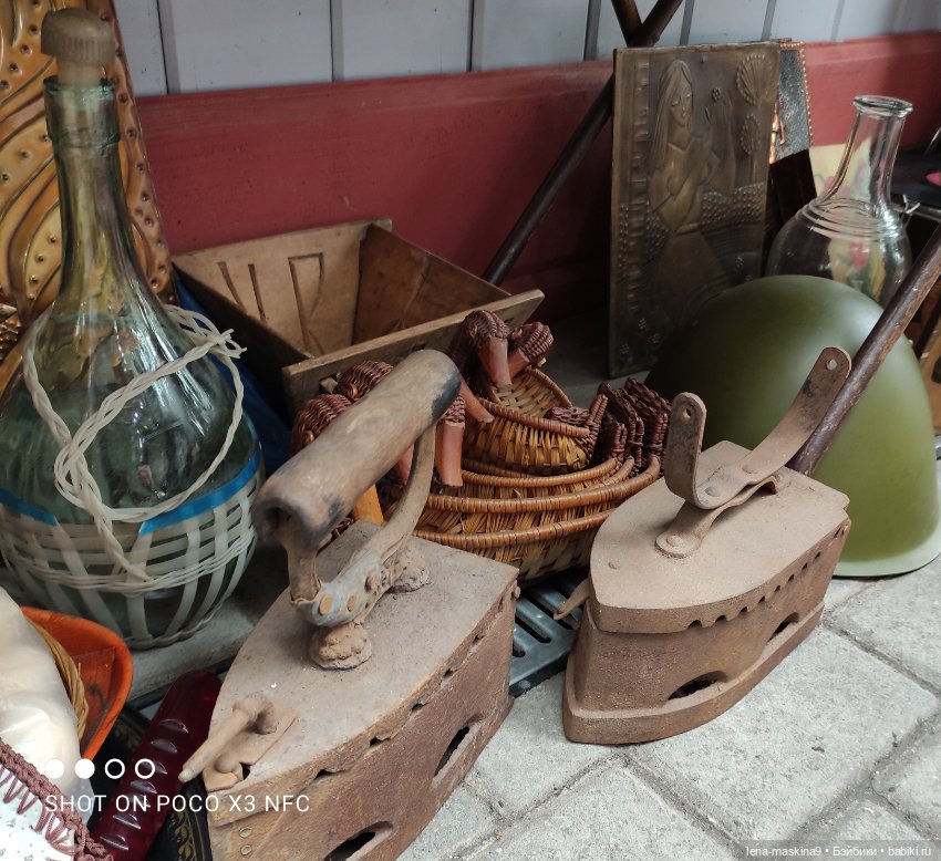 Прогулка по Вернисажу, в Сергиевом Посаде