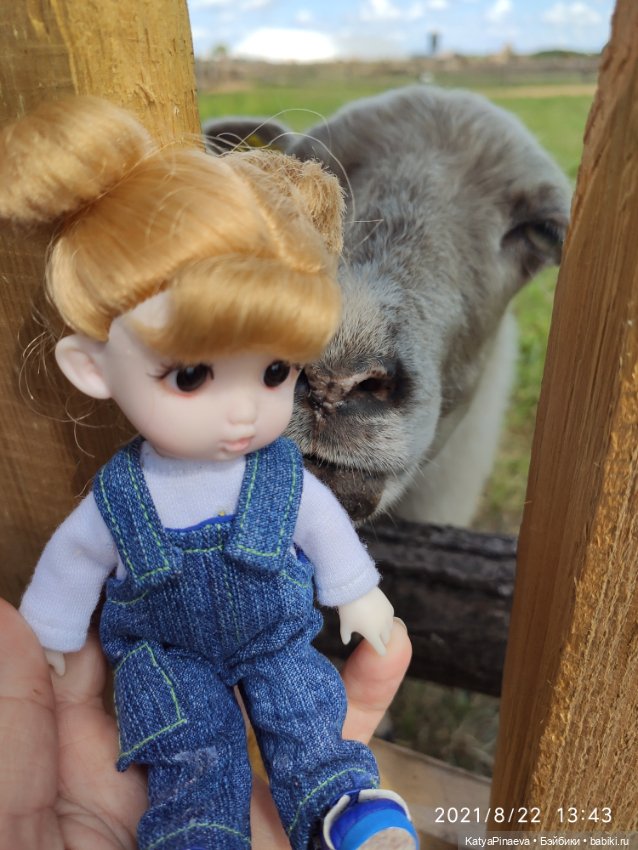 Обновки для Сонечки и немного фото с прогулки