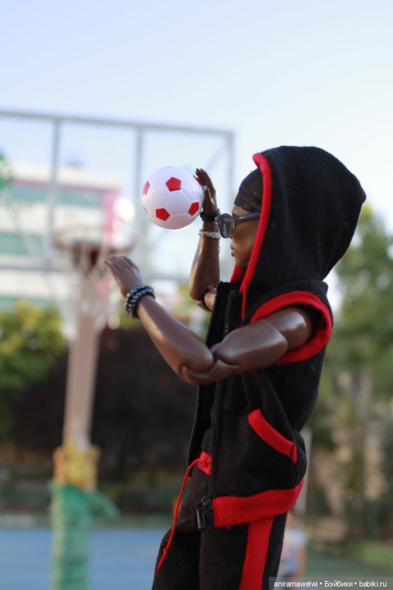 Джем на стадионе — Куклы Barbie (Барби): Looks