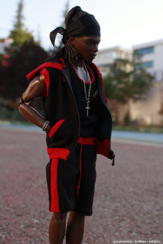 Джем на стадионе — Куклы Barbie (Барби): Looks (фото 6)