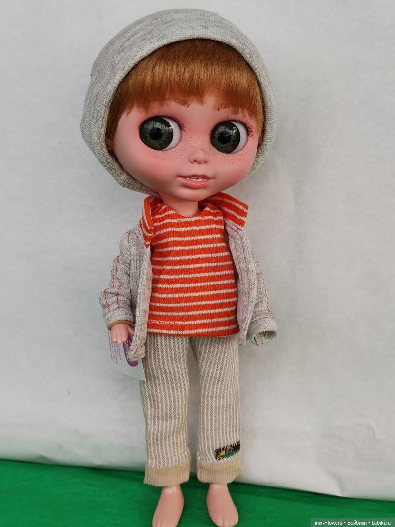 Сколько лет пареньку — Куклы Berjuan (Бержуан): Биггерсы (Biggers) (фото 3)