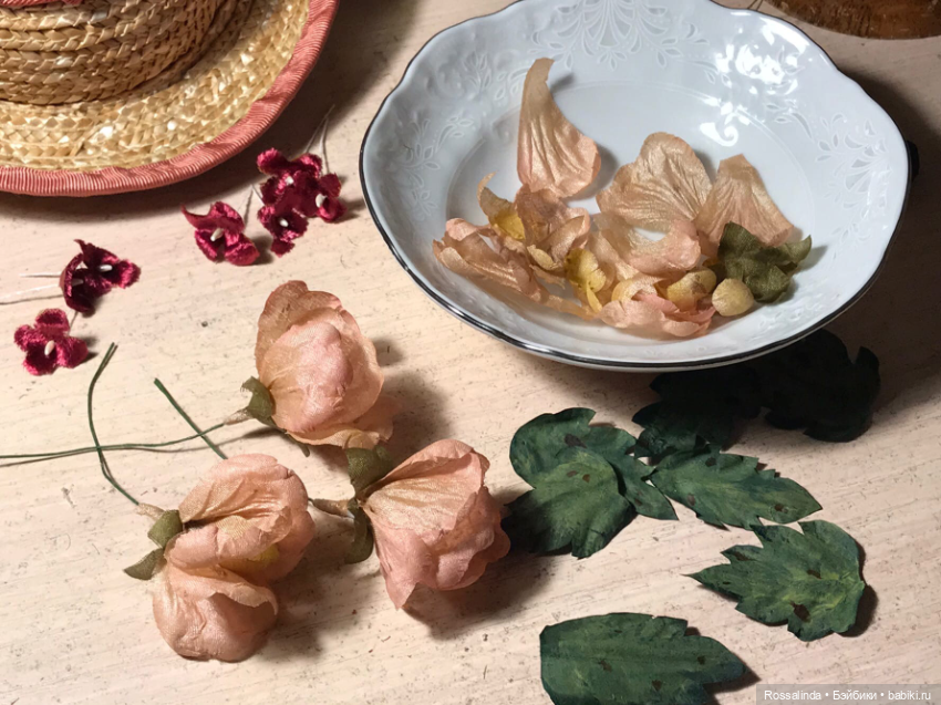 Наряд для Бусинки — Редкие антикварные куклы и реплики: воск