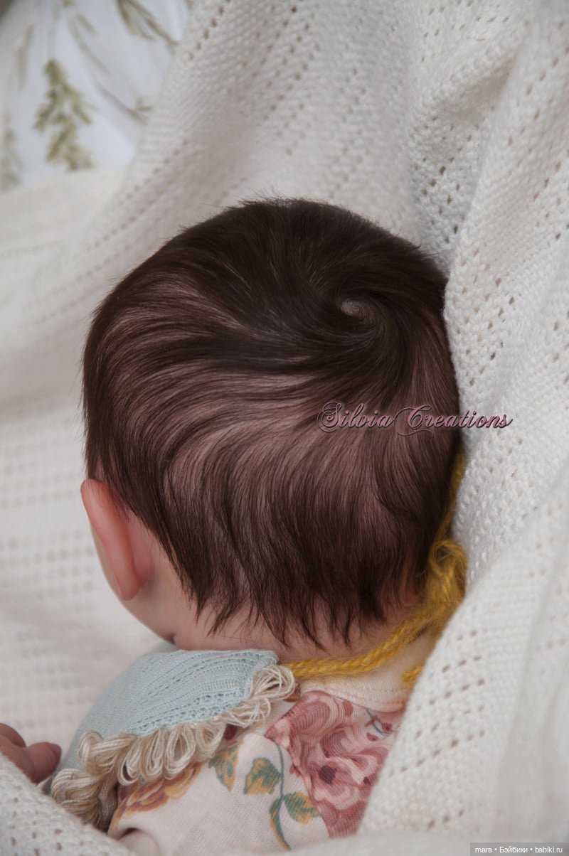 Laura скульптора Bonnie Brown, автор прототипа Silvia Ezquerra