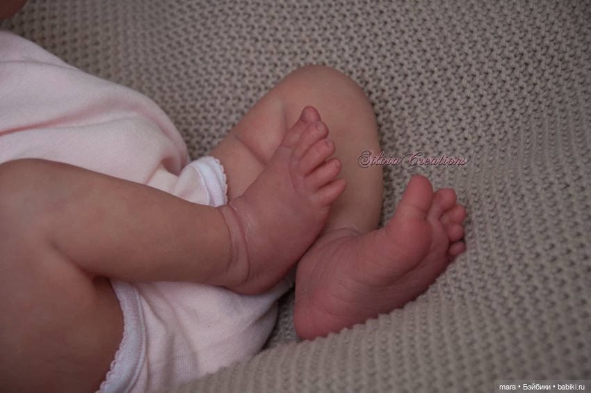 Laura скульптора Bonnie Brown, автор прототипа Silvia Ezquerra