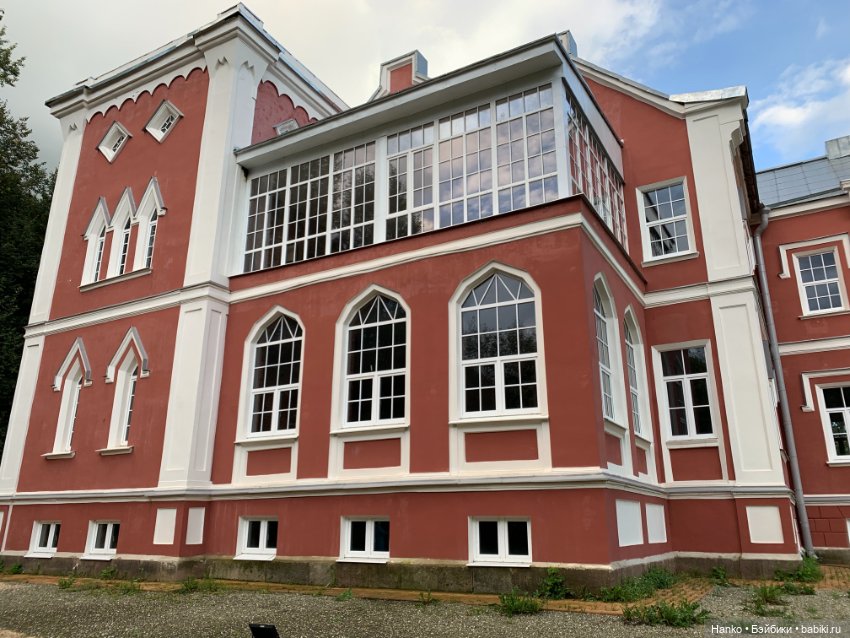 Мы с Сашами вступили в клуб любителей Саш😊