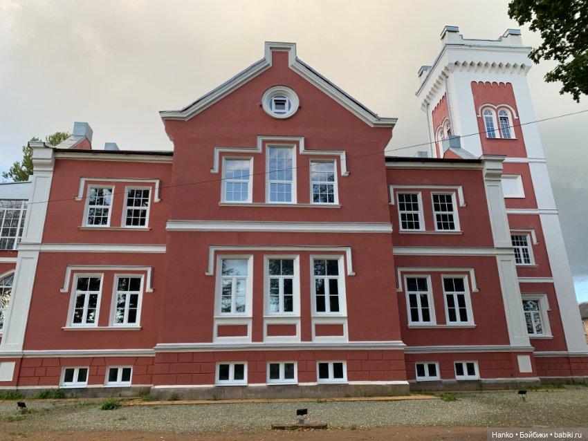 Мы с Сашами вступили в клуб любителей Саш😊