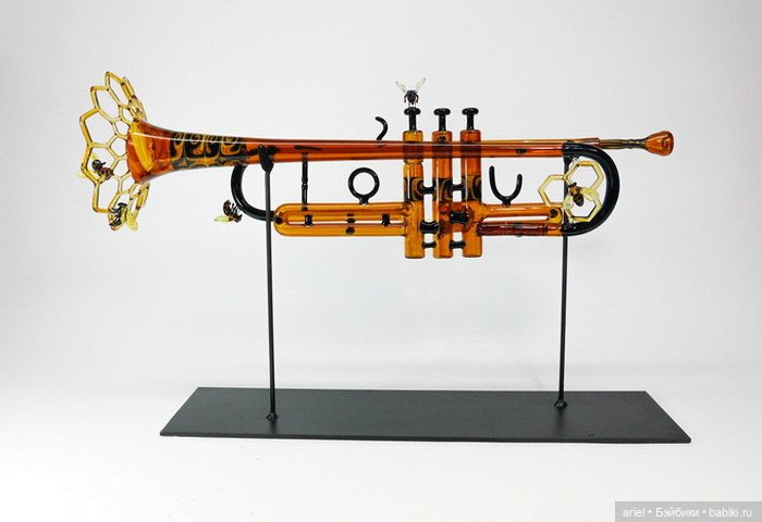 Стеклянные фигуры Etai Rahmil