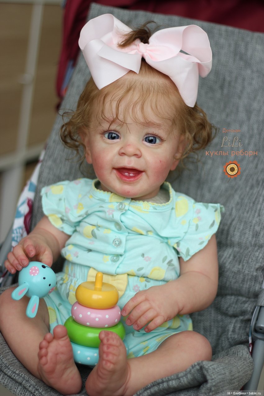 Улыбающаяся малышка из молда Янник (фото 2)