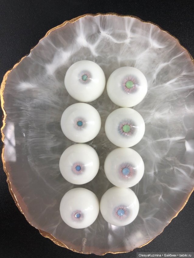 Смотрите какие разные бывают глазки (фото 4)