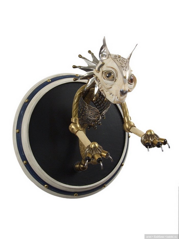 Скульптуры из старых вещей от автора Jessica Joslin