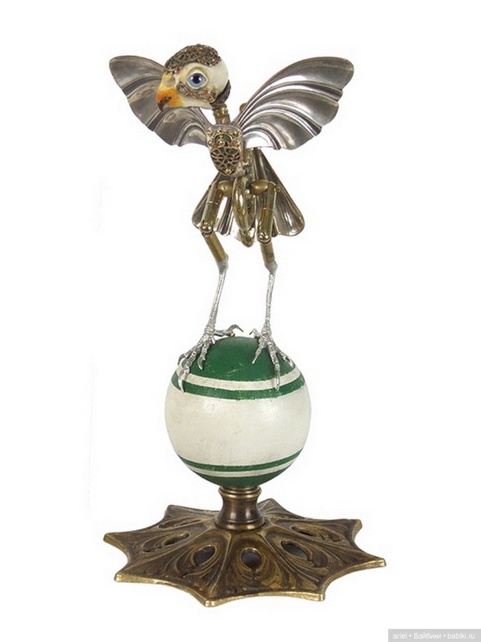 Скульптуры из старых вещей от автора Jessica Joslin