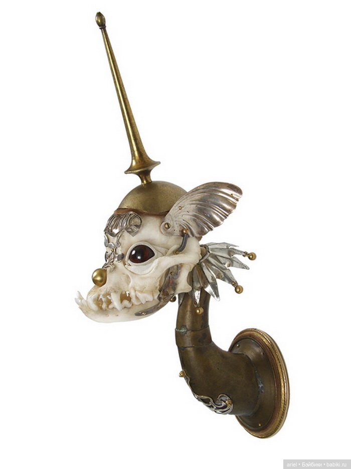 Скульптуры из старых вещей от автора Jessica Joslin (фото 6)