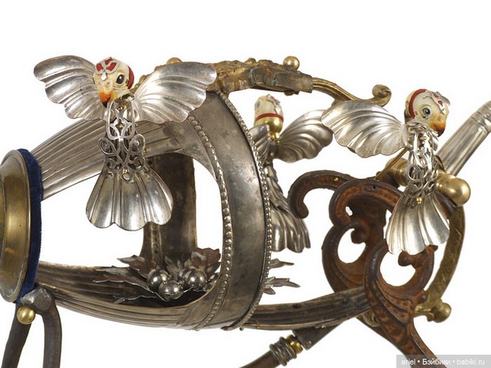 Скульптуры из старых вещей от автора Jessica Joslin