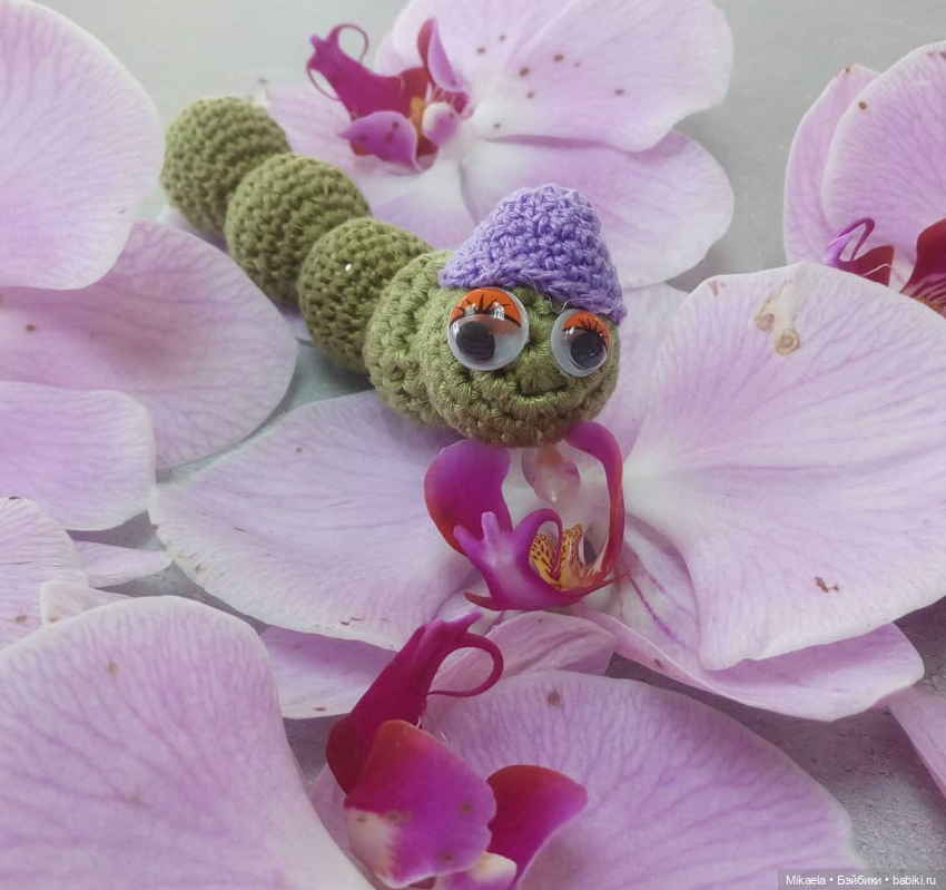 О книжных червях — Вязаные игрушки и амигуруми: крючком (фото 8)