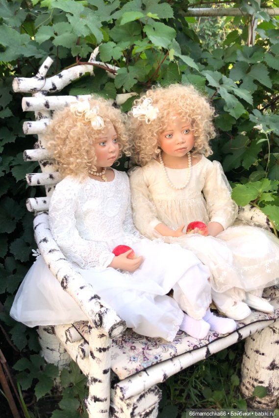 Я оглянулась посмотреть, не оглянулась ли она чтоб, посмотреть не оглянулась ли я