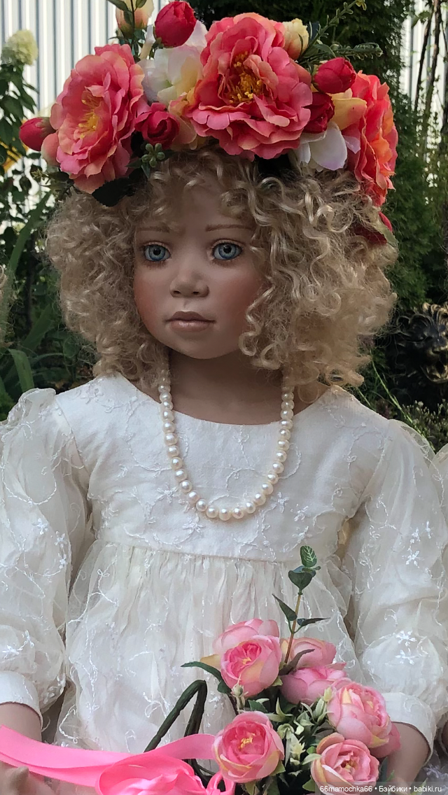 Я оглянулась посмотреть, не оглянулась ли она чтоб, посмотреть не оглянулась ли я