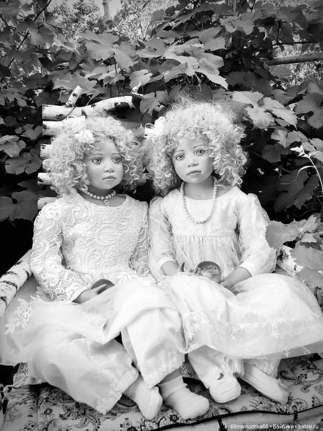 Я оглянулась посмотреть, не оглянулась ли она чтоб, посмотреть не оглянулась ли я