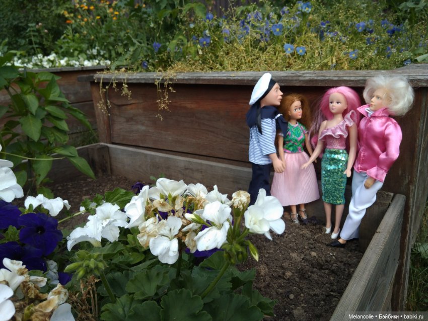 Елена и ее друзья — Российские куклы Весна