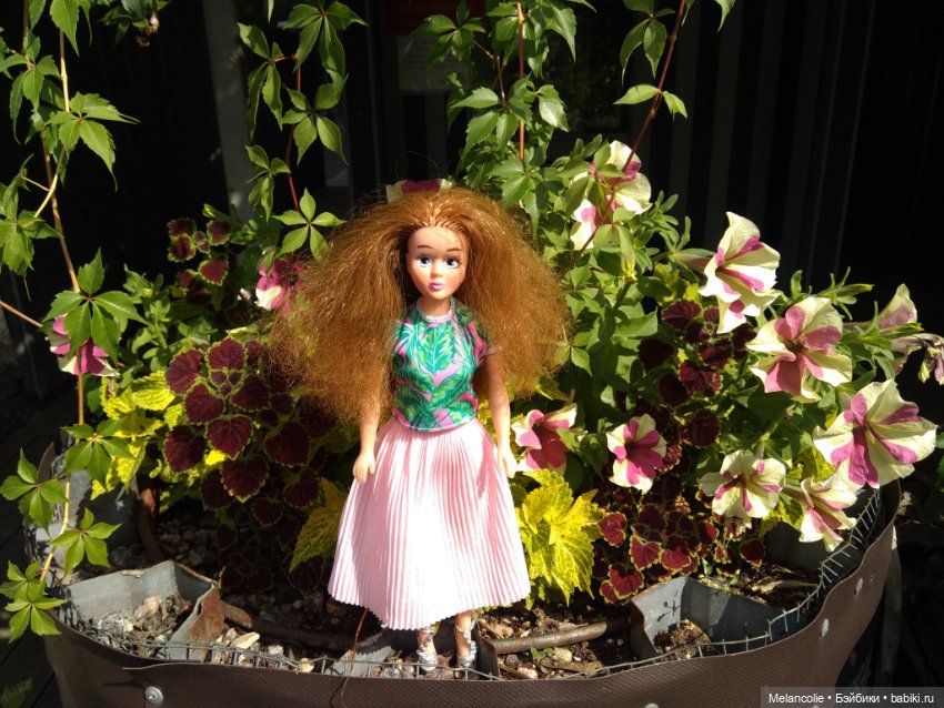 Елена и ее друзья — Российские куклы Весна