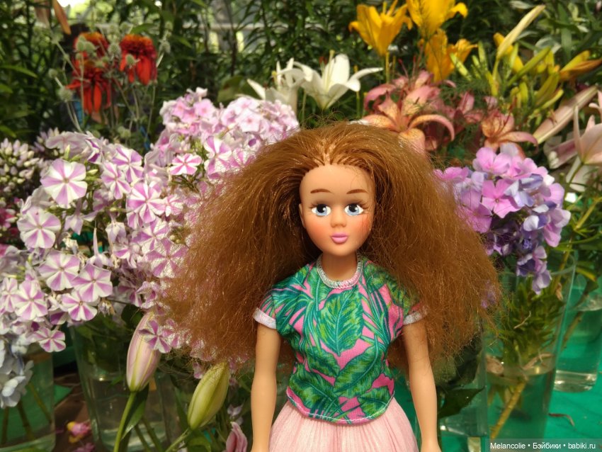 Елена и ее друзья — Российские куклы Весна