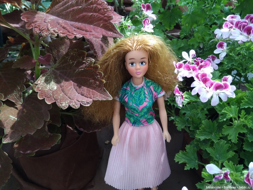 Елена и ее друзья — Российские куклы Весна