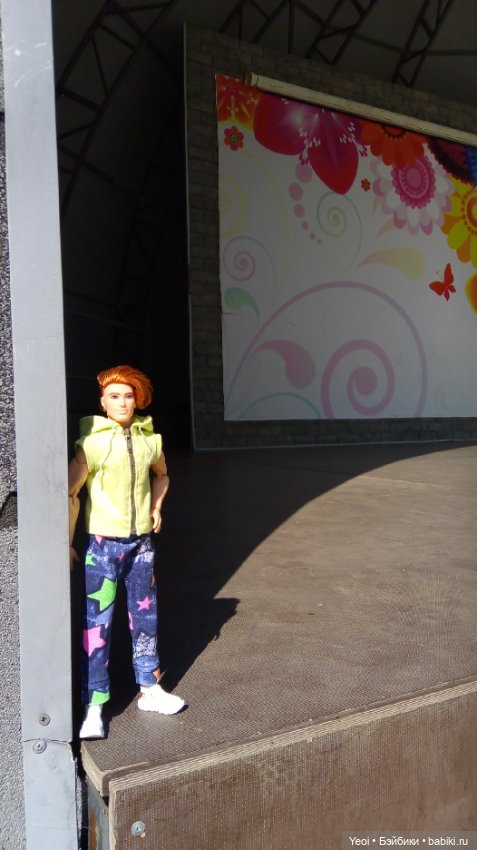 Фото (рыжего) Кена Тейта 1959, Маттел в парке