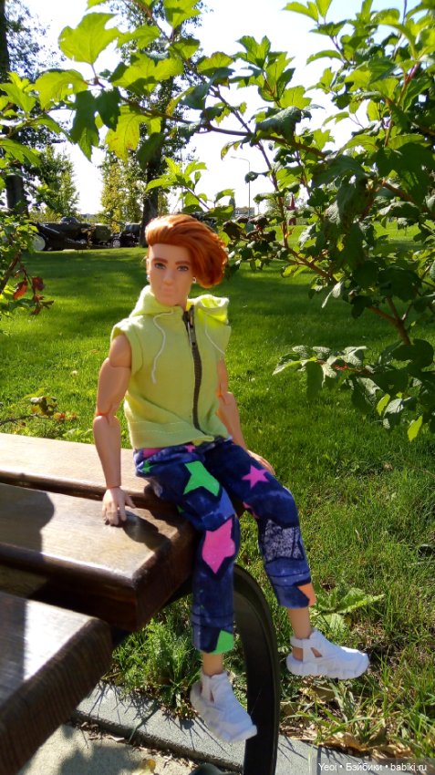 Фото (рыжего) Кена Тейта 1959, Маттел в парке