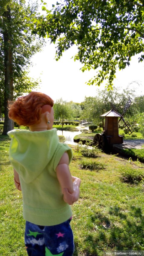 Фото (рыжего) Кена Тейта 1959, Маттел в парке