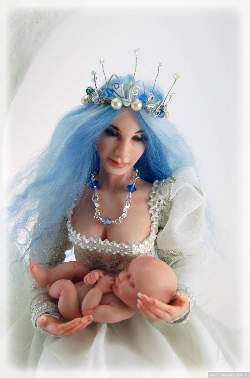 Реалистичные работы Noemi Smith