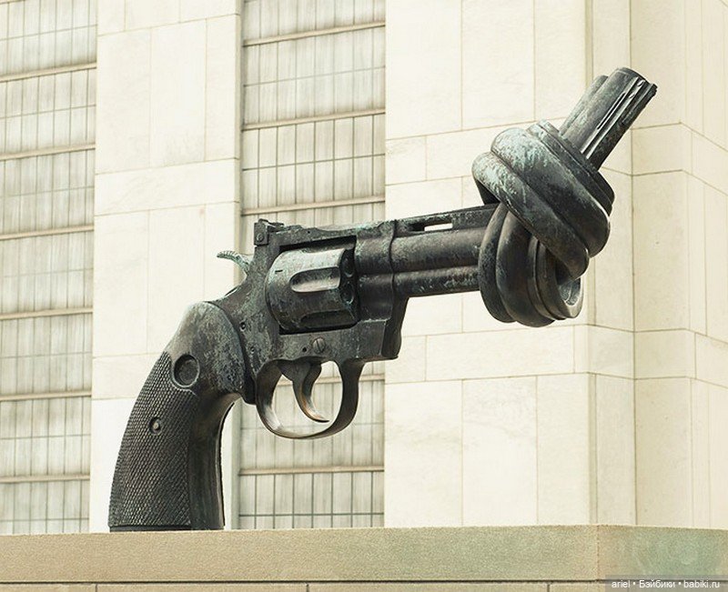 Необычные современные скульптуры со всего мира (фото 6)