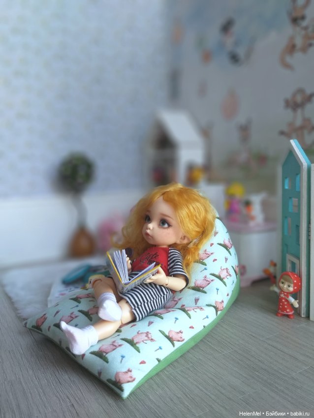 Пуфик-лежанка для кукол — Мебель для кукол и домиков: фото (фото 4)