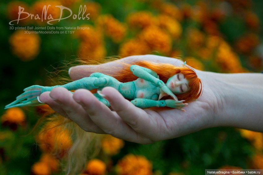 Маленькие русалки на улице (фото 3)