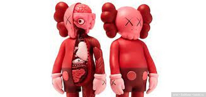 Известные скульптуры KAWS