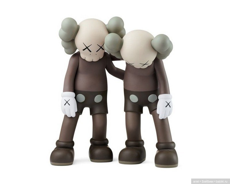 Известные скульптуры KAWS (фото 10)