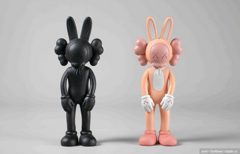 Известные скульптуры KAWS