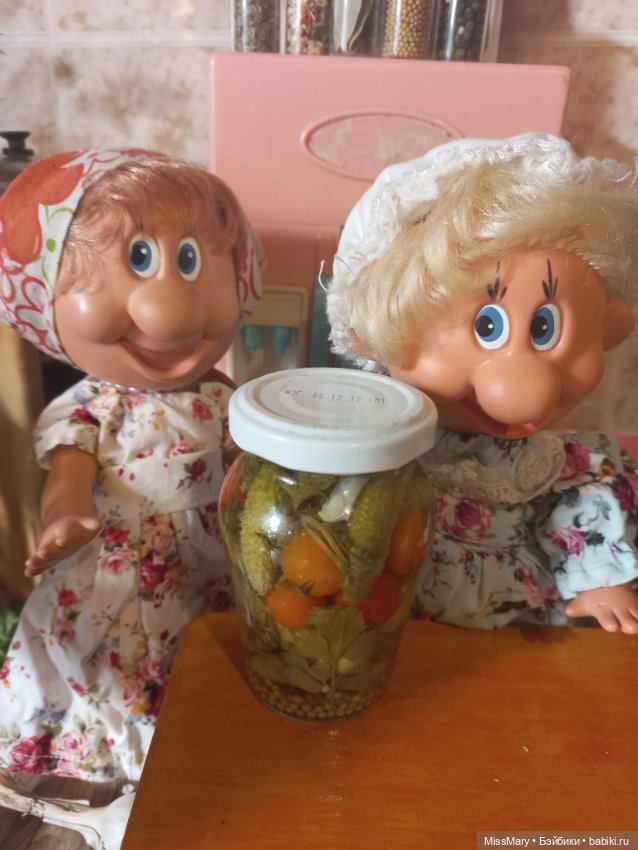 Весёлые картинки. Маринуем огурцы