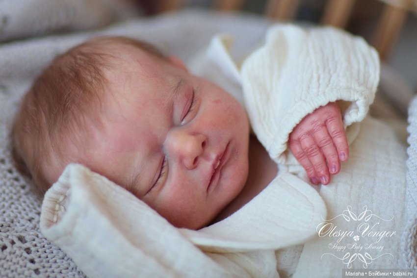 Courtney asleep, автор прототипа Олеся Венгер